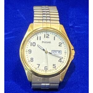 PULSAR V691-7000 Chronograph watch w/orig Band Rare ''EXCELLENT'' New Battery